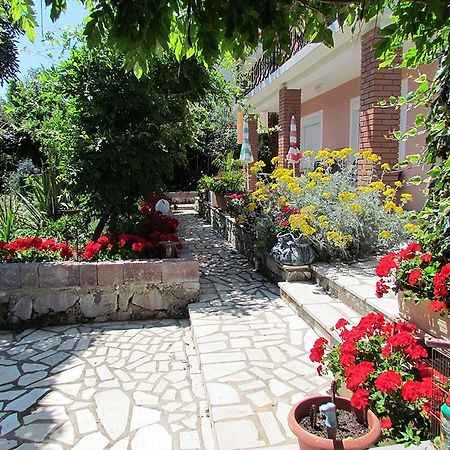 Apartments Bura & Jugo, Cres, Without Stress מראה חיצוני תמונה