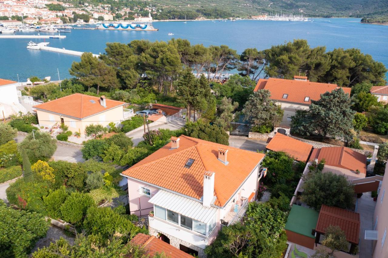 Apartments Bura & Jugo, Cres, Without Stress מראה חיצוני תמונה
